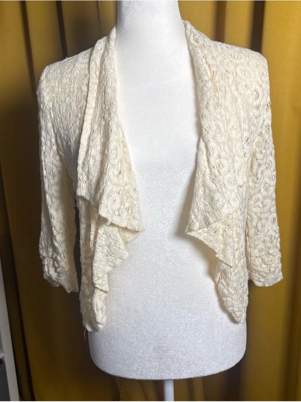 Vintage Forever 21 white Cream Lace Cardigan Sweater Blazer with open front